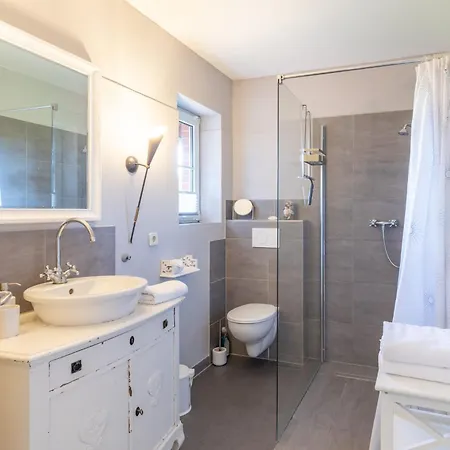 Pura Vida 1 塔廷格